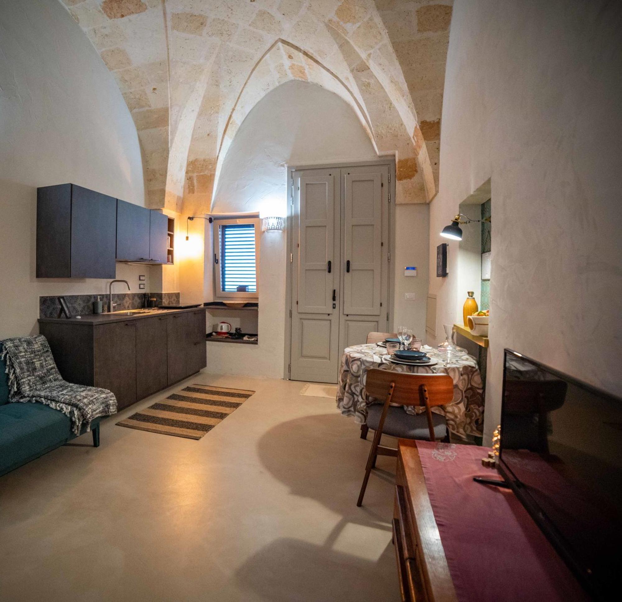 Mimar Casa Vacanze Charme Ed Eleganza Maruggio Exteriör bild